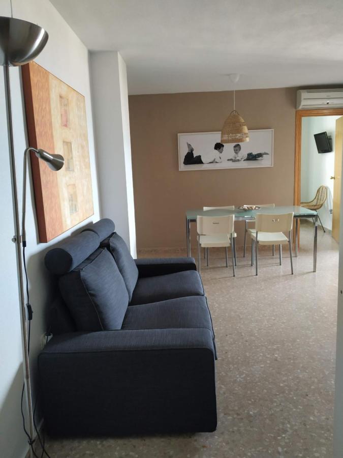 Apartment Con Preciosas Vistas Al Mar,wifi Y Piscina De Temporada